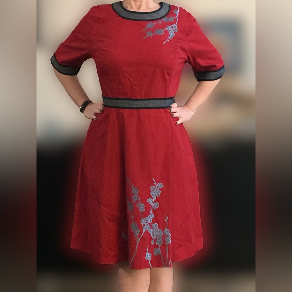 Eshakti Red dress w. blue flower detail and black/chambray trim 2X 22w
